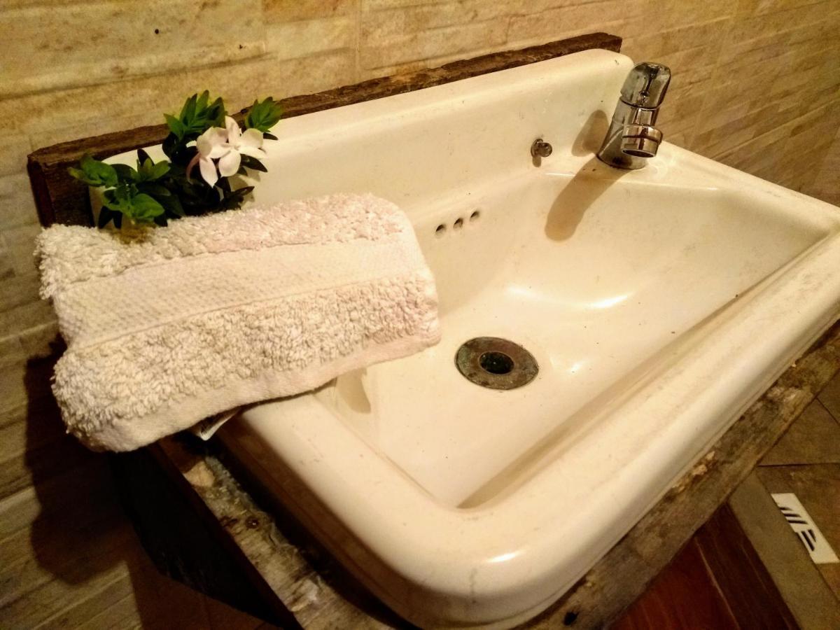 Social-Club La Cueva Hostel Минас Екстериор снимка