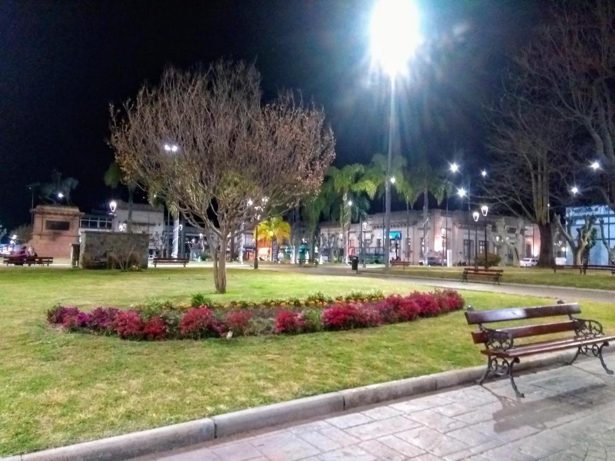 Social-Club La Cueva Hostel Минас Екстериор снимка